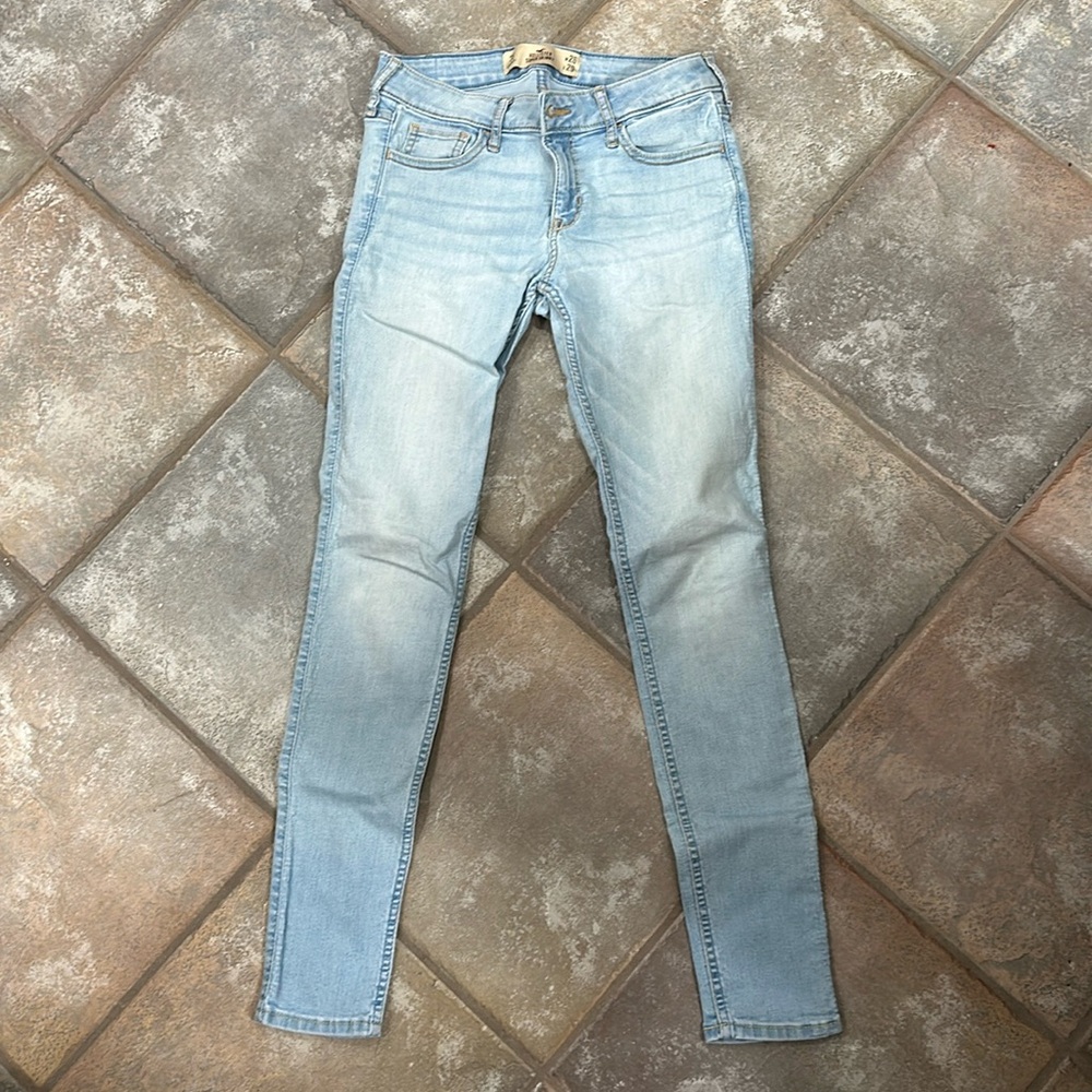 Hollister Super Skinny Jeans